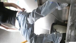 Cam kín quay lén các em teen TQ xinh đẹp đi đái trong nhà vệ sinh công cộng #15