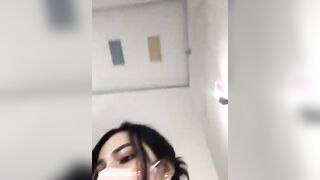 Anh thợ điện may mắn và cô gái dâm đãng idol làng livetream show hàng #2