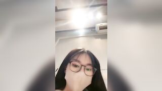 Mặc đồ ra đường livetream show hàng móc lồn public tìm trai gạ đụ cùng idol Sanzai #1