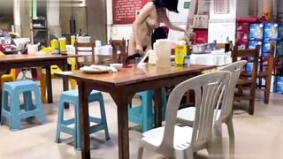 Em teen biến thái khỏa thân đi ăn phở