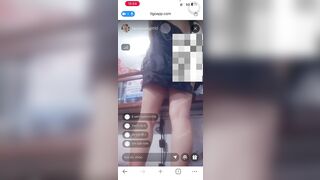 Vợ ai nhận đi, dạy học mà nứng quá phải gọi thủ dâm
