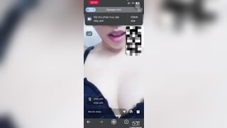 Em gái hồng hào móc bướm, show hàng P2