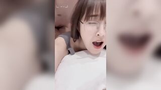 Mặt học sinh ngây thơ nhưng body và độ dâm không phải bàn