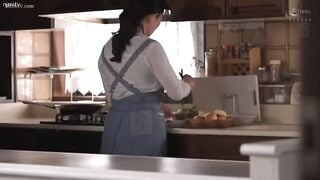 Phim sex Nhật Bản Môi và cơ thể họ là của nhau