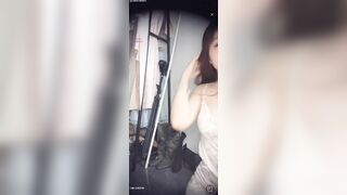 Phòng live của bé idol tiktok Lan Anh,tuy em k show nma nhìn cặp vú e cũng chảy dãi r