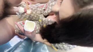em làm gì thế bôi cả sữa chua lên cu anh rồi mút sạch  bé sinh viên tinh nghịch