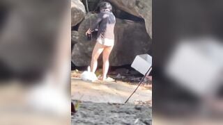Quay lén phượt thủ chịch nhau tại hàng đá