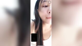Call bằng zalo cũng bị quay màn hình, tội em nó