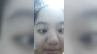 Em gái chubby khoe vú khoe lồn