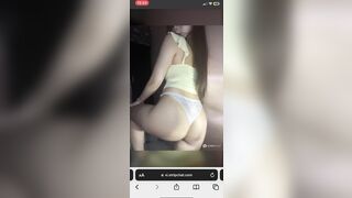 Mông này thì đụ trừ cơm
