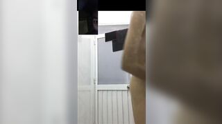 gạ call lúc tắm thành công cùng em gái mưa 2k9 dáng đẹp