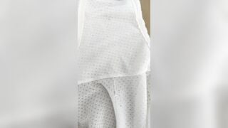 Quần lót bà chị 3 vừa tắm xong