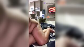 VỢ ĐI LÀM CHỊ VỢ 89 TRANH THỦ SANG BÚ BUỒI E RỂ RỒI TIỆN THỂ XIN ĐỨA CON