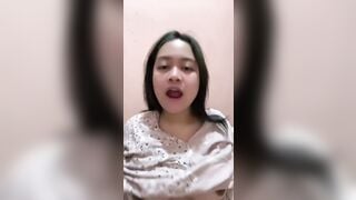 Em rau chubby vú to lồn múp móc thủ dâm kích thích
