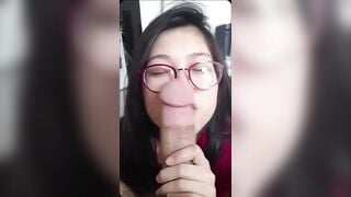 Bồn chứa tinh sinh viên năm nhất mê mẩn con cặc to của anh