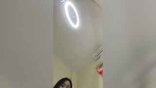 các em xinh tươi bây giờ cứ bán quạt show cả mặt thế này - phần 5