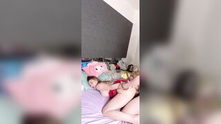 Hôm nay chị họ vui cho thằng em trai đụ còn cho nó quay clip lại làm kỉ niệm.