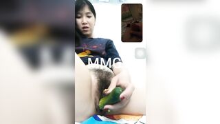 call thủ dâm cùng em ghệ dâm em lấy dưa leo thủ dâm luôn