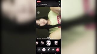Lồn hồng vừa khoe với bạn thân ai ngờ bị nó quay màn hình