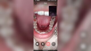 Em chỉ há miệng bú mỗi a thôi