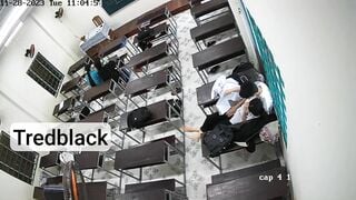 học sinh bây giờ bạp thật nghịch vú địt nhau luôn trong lớp - phần 3