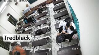 học sinh bây giờ bạp thật nghịch vú địt nhau luôn trong lớp - phần 3