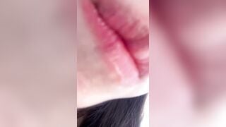 Gái xinh Loli vú To Lồn rậm, Dùng dưa chuột Sần sùi thủ dâm, Ăn dưa chuột bóp vú dâm