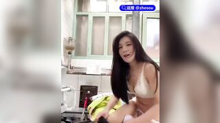Nhân viên Văn Phòng, Vừa Đi làm về, tụt quần bóp vú Móc Lồn thủ dâm live sex rên rỉ