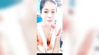 Chị mb thủ dâm bằng toy cho trai trẻ xem trong nhà bếp dâm đãng p3