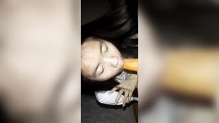 Phương Anh 2k10 gái mới lớn mà dâm vãi, call sex em lấy hẳn củ cà rốt đút vào lồn P1