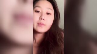 Chị họ vú to khủng cưỡi cặc em họ dâm đãng kích thích