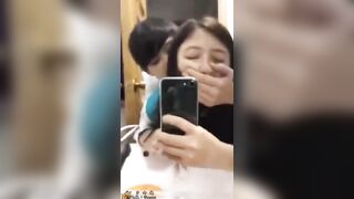 2 em hsinh địt ngay trong nvs trường