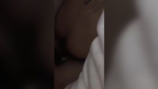 rình đợi bà c đi ngủ r lén đút cặc vào