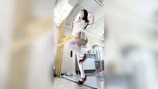 E loli dâm cứ tới g học mà k có ai ở nhà là lại nứng lôi máy ra quay clip show hàng 6