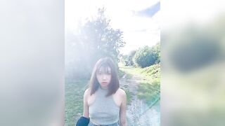 VỪA BÚ ĐÁ SONG EM LÊN ĐỒI ĐI DẠO CHO MÁT