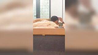 Cậu HS Tò mò về dịch vụ gái gọi, Book Sgbb bú liếm cu quay video