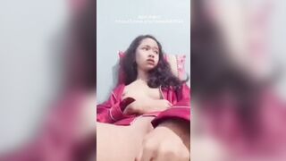 Bàn chải là để đánh răng còn bé dùng đánh lồn