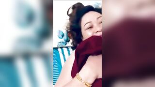 Bà già lồn múp gạ sinh viên trẻ về nhà chịch