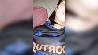 Địt cô em họ vú non lông mới nhú