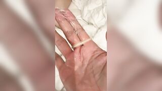 Được con bạn thân khác giới Loli lồn rậm Cho móc lồn, Thủ dâm mà ko cho djt