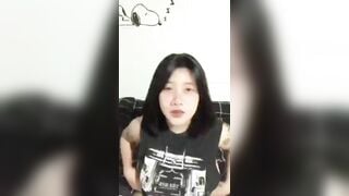 Gia Nhi 2k6 Vú Khủng Bán Clip Show Vú Kiếm Thêm Thu Nhập
