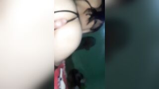 Anh bán cá cảnh có cô vợ trẻ mới cưới siêu dâm và múp