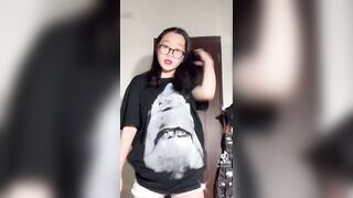 Ngày xưa em này hot cũng ngang Trần Hà Linh luôn