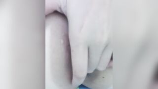 bé lớp 11 nhỏ tuổi mà vú to lại còn dâm ngày nào cũng thủ dâm - phần 9