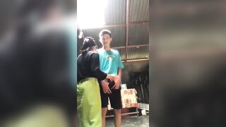 Thằng cháu họ 17 tuổi nứng cặc đòi đụ dì ai dè dì chu đít cho đụ thật.