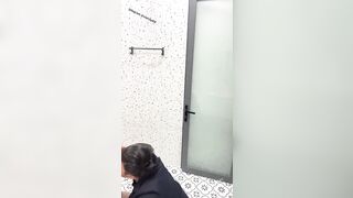 lại thêm 1 bé áo dài nữa ko biết đã học hết cấp 3 chưa mà đòi bú lỗ đít tnay