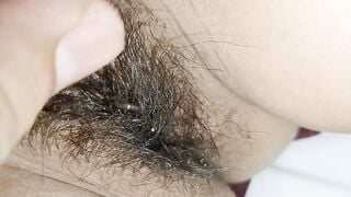 Hôm trc lén bú lồn mà k thấy c họ nói j nên nay qua banh lồn ra thấy rỉ nc ướt lồn