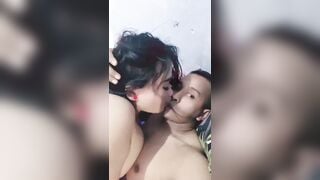 Gái dâm chubbby vú to khủng lồn múp cưỡi cặc dâm đãng