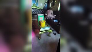 Quay lén quán KTV, Djt nhân viên Loli mình dây rên rỉ như máy khâu
