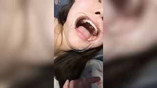 BỐ MẸ ĐI VẮNG EM Ở NHÀ 1 MÌNH RẢNH DỖI SINH NÔNG NỔI